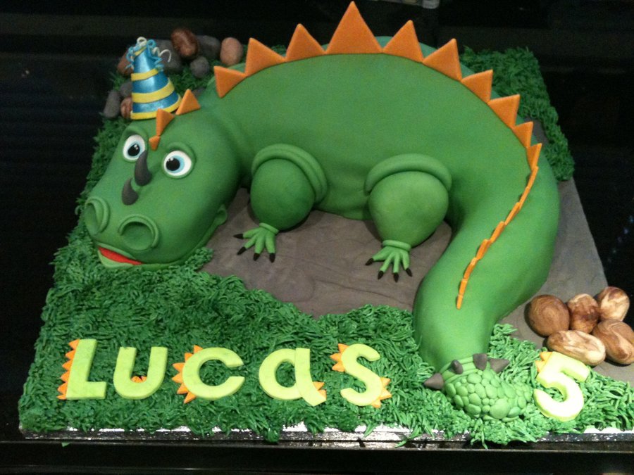 easy dinosaur birthday cake