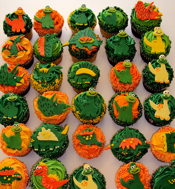dinosaur cupcake cake template