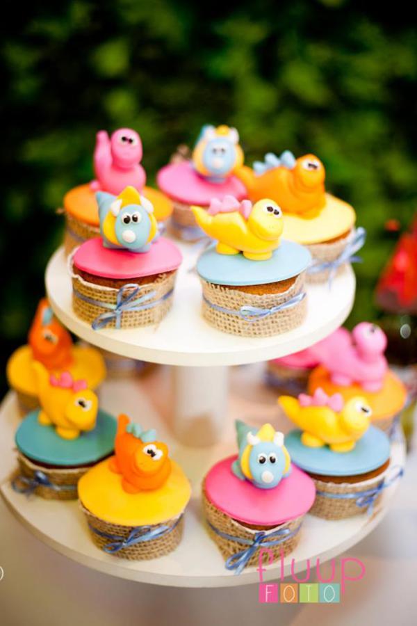 Dinosaur Birthday party cupcake for Girl
